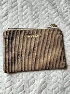 Pochette Grise Cotele/ Alekco